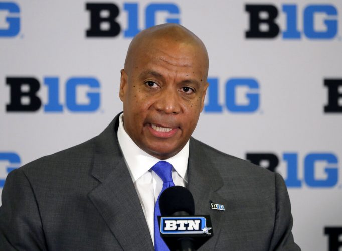 Trump, coaches push for college football as cracks emerge